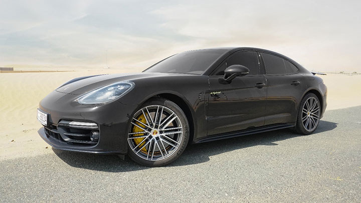   PORSCHE PANAMERA TURBO Rent in dubai